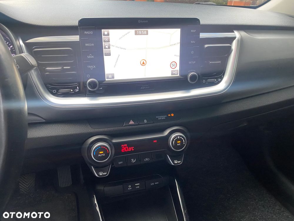 Kia Stonic 1.4 L - 19