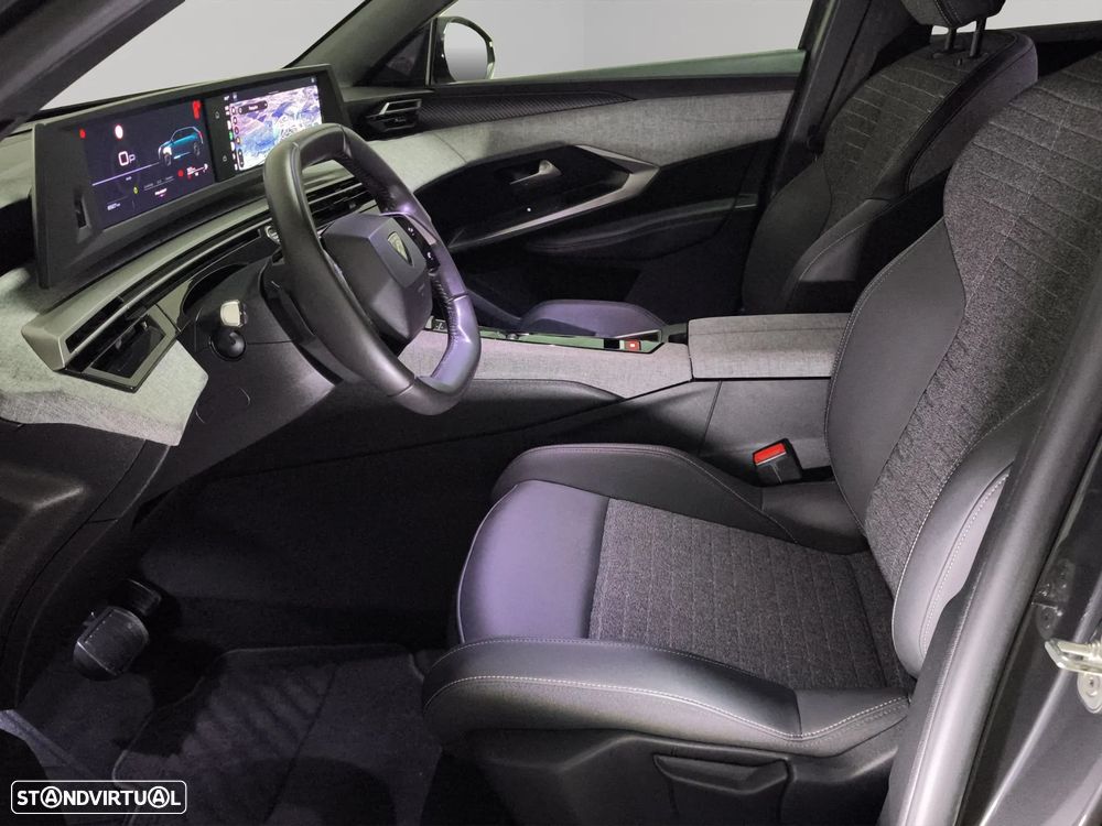 Peugeot 5008 Hybrid 145 e-DSC6 Allure - 13