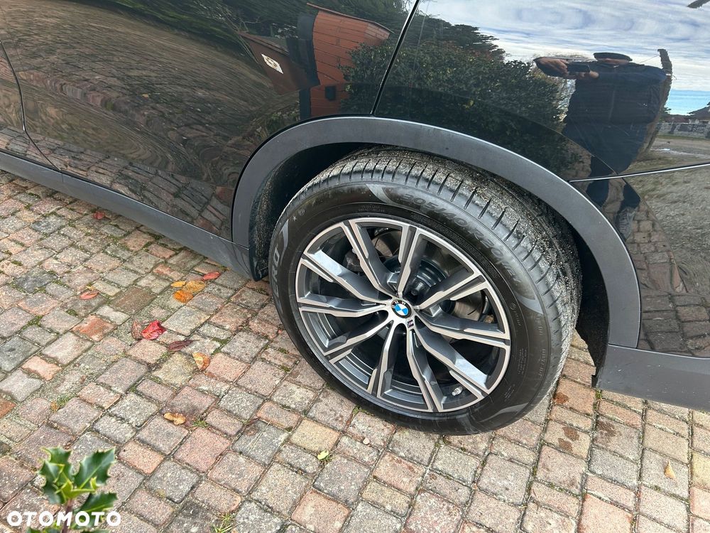 BMW X5 xDrive40i - 17