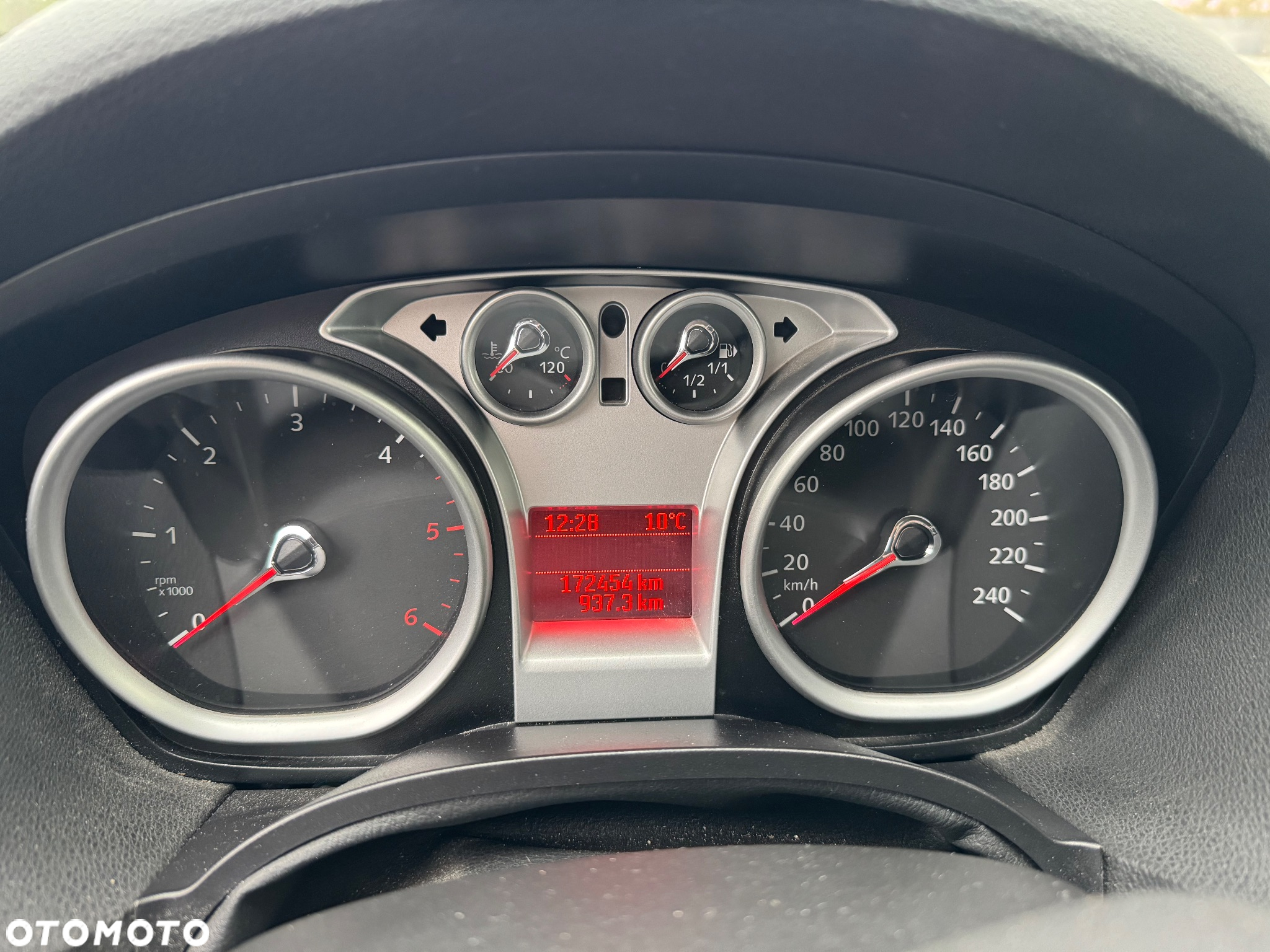 Ford Kuga 2.0 TDCi 4x4 Titanium - 17