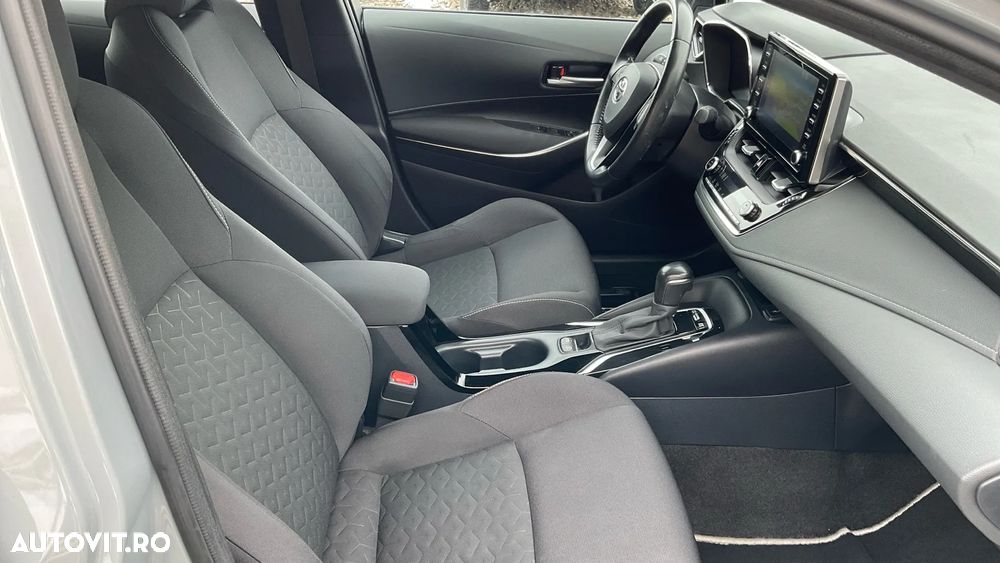 Toyota Corolla 1.8 HSD Dynamic - 15