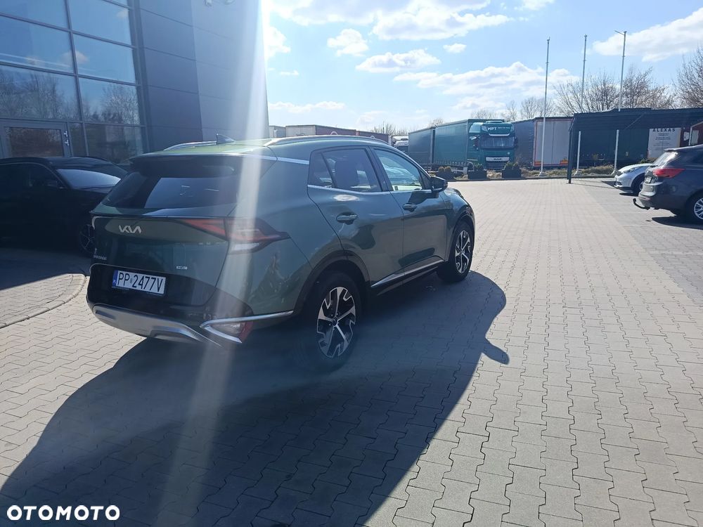 Kia Sportage 1.6 T-GDI HEV Business Line 2WD - 8