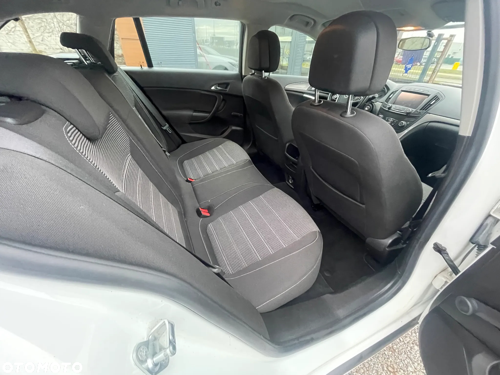 Opel Insignia - 26