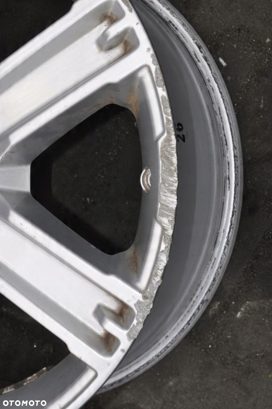 LAND ROVER RANGE ROVER EVOQUE FELGA ALUMINIOWA BJ32-1007-DB - 2