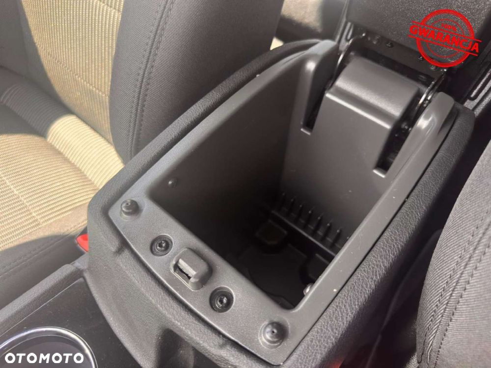 Ford Mondeo 2.0 Platinium X Plus (Titanium) - 39