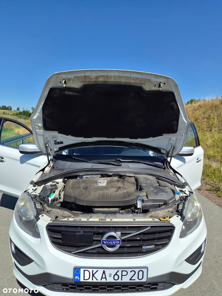 Volvo XC 60 D4 AWD R-Design Momentum - 35
