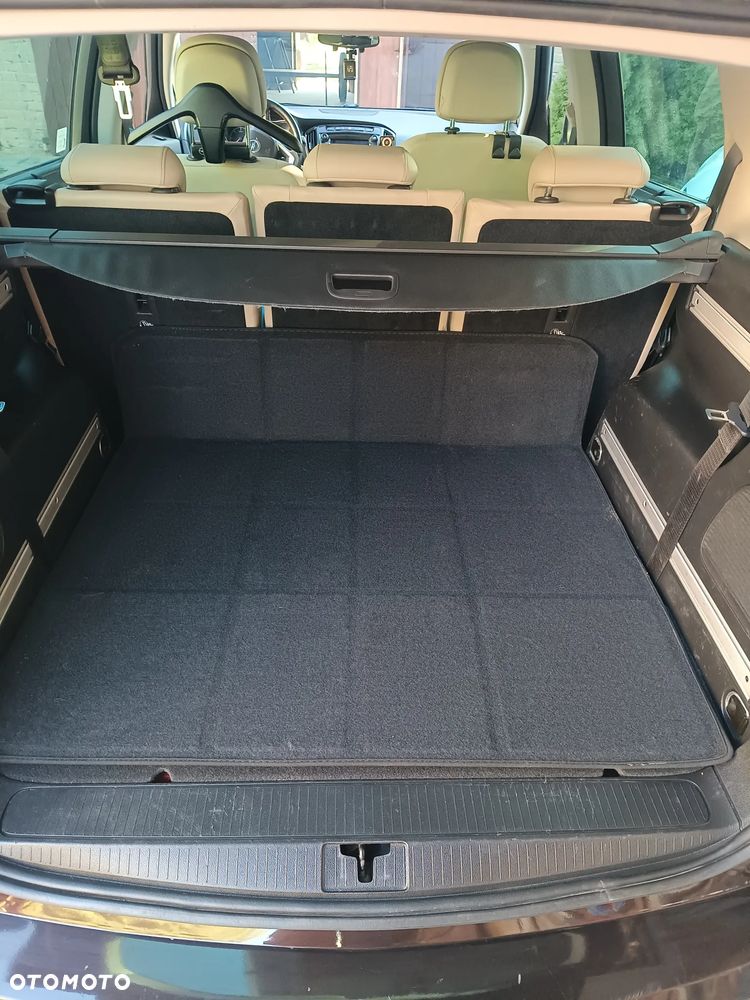 Opel Zafira - 11