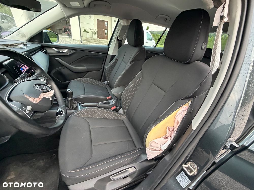Skoda Kamiq 1.0 TSI Ambition - 6