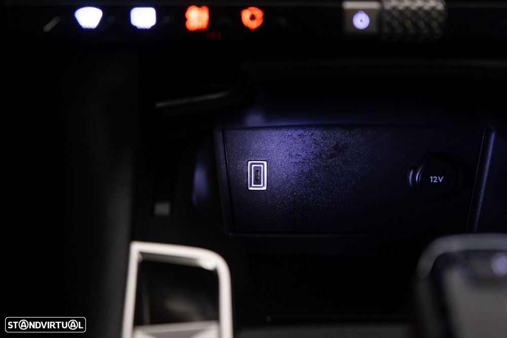 DS DS7 E-Tense Rivoli EAT8 - 26