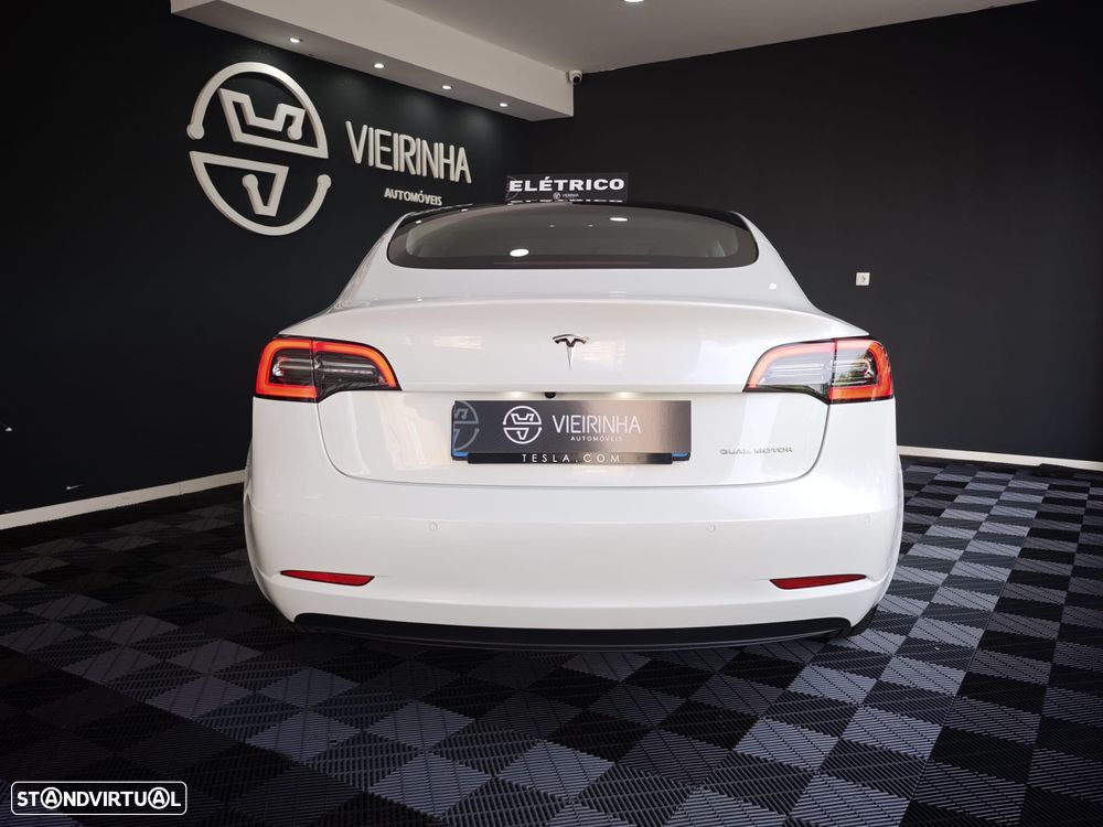 Tesla Model 3 Long Range Tração Integral - 18