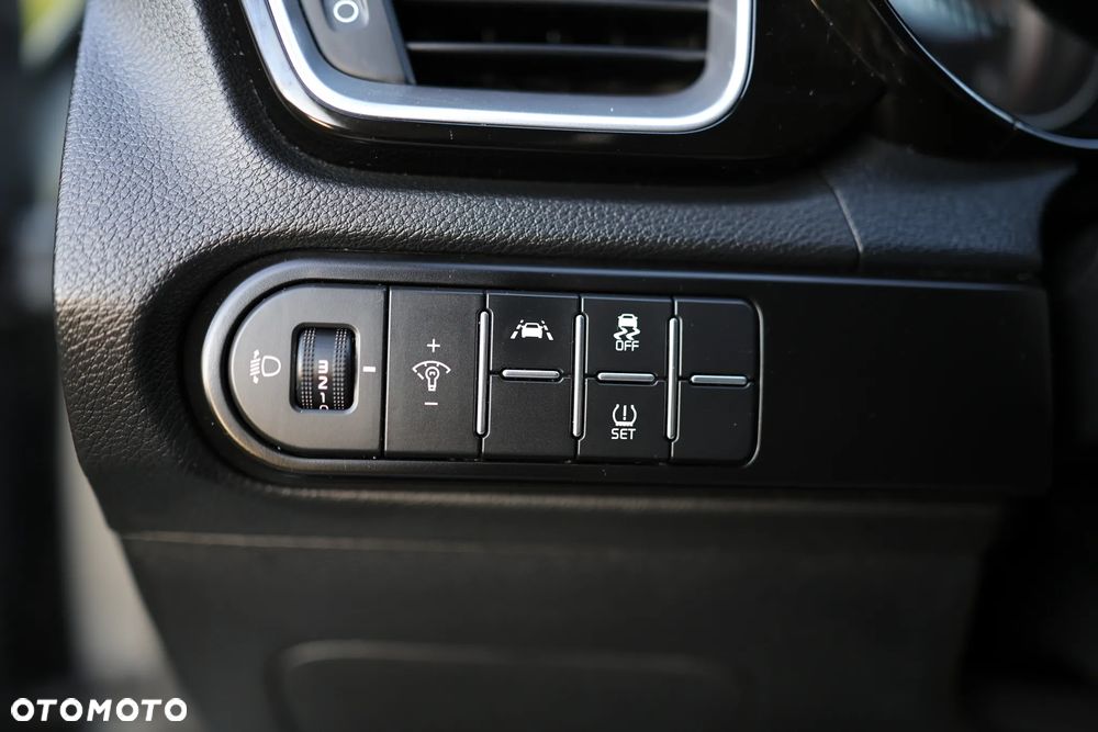 Kia XCeed 1.6 CRDi VISION - 12