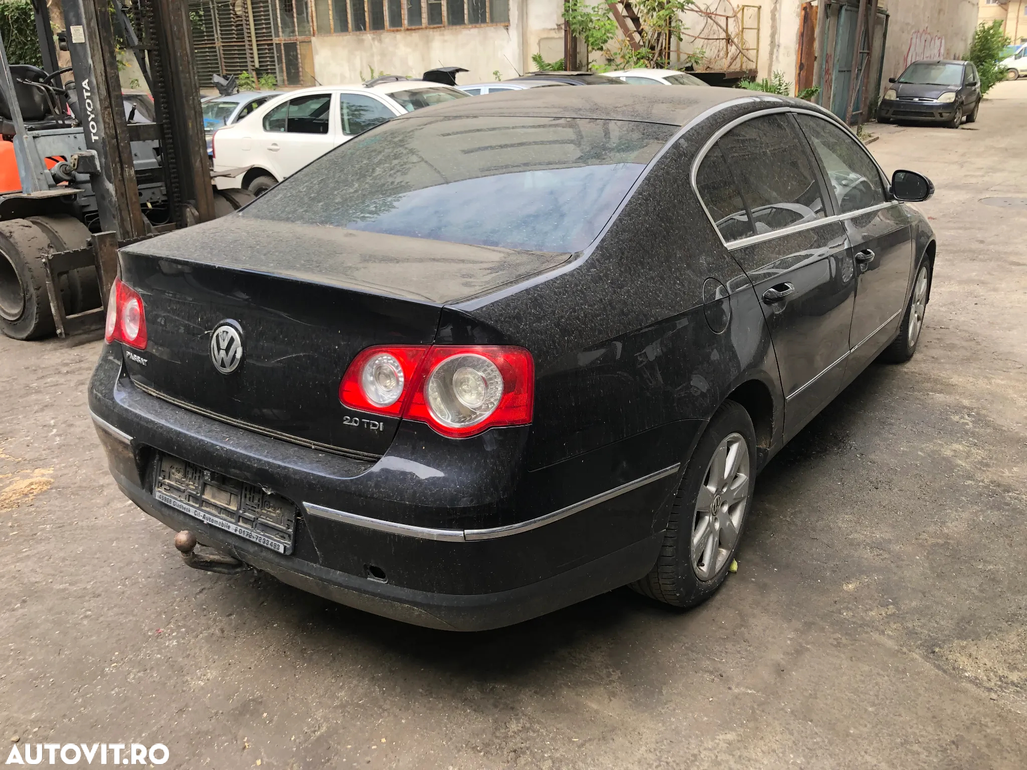 Dezmembrez Volkswagen Passat B6 berlina negru 2.0 tdi BKP - 8