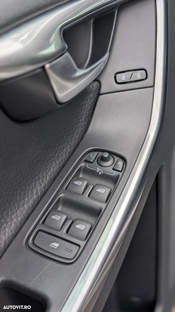 Volvo XC 60 D4 Start-Stop Summum - 11