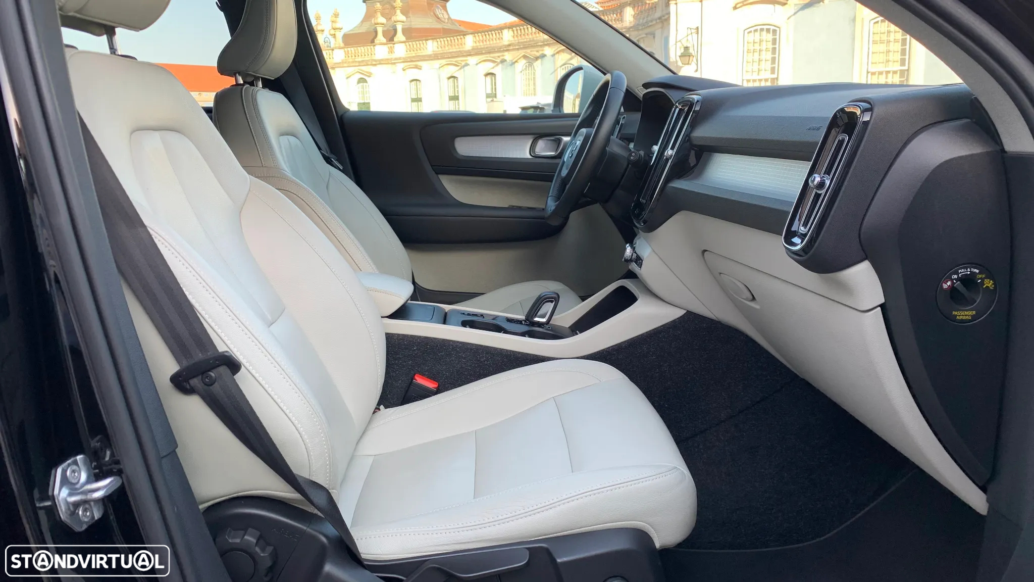 Volvo XC 40 2.0 D3 Momentum Plus Geartronic - 6
