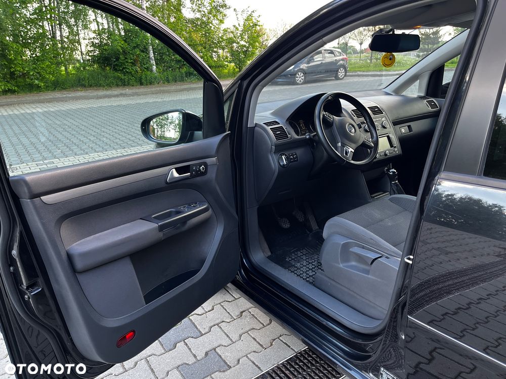 Volkswagen Touran 1.6 TDI DPF BlueMotion Technology Comfortline - 11
