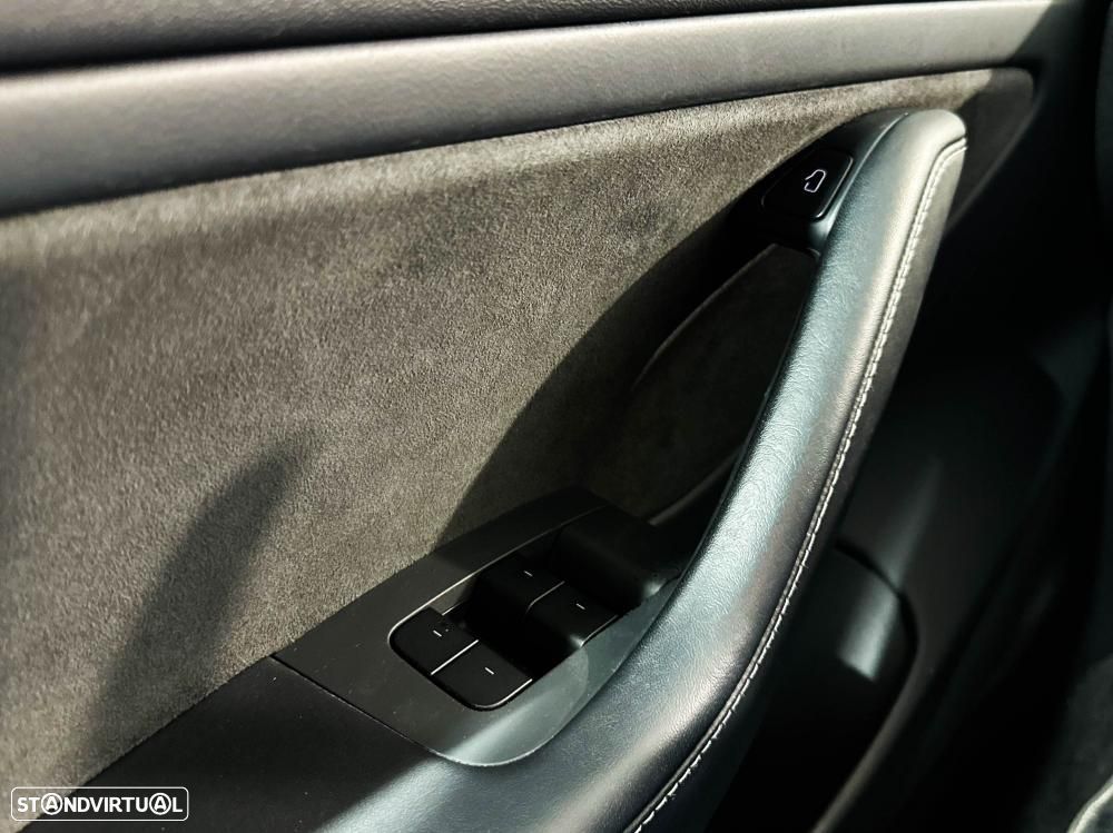 Tesla Model 3 Performance Dual Motor AWD - 46