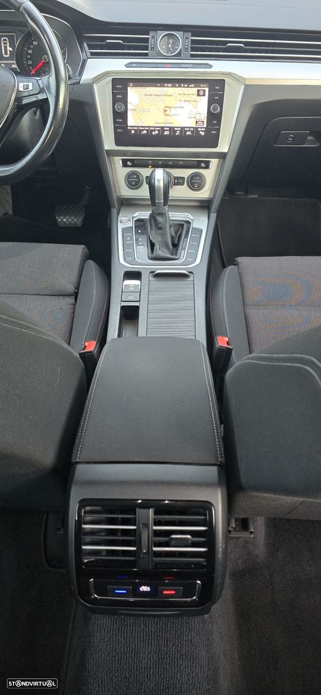 VW Passat Variant 2.0 TDi Business Package DSG - 18