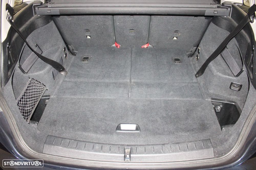BMW 216 Gran Tourer d 7L Line Luxury Auto — fotografia 30