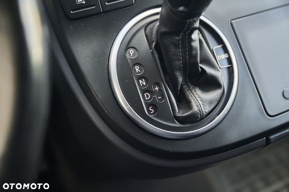 Volkswagen Multivan - 37