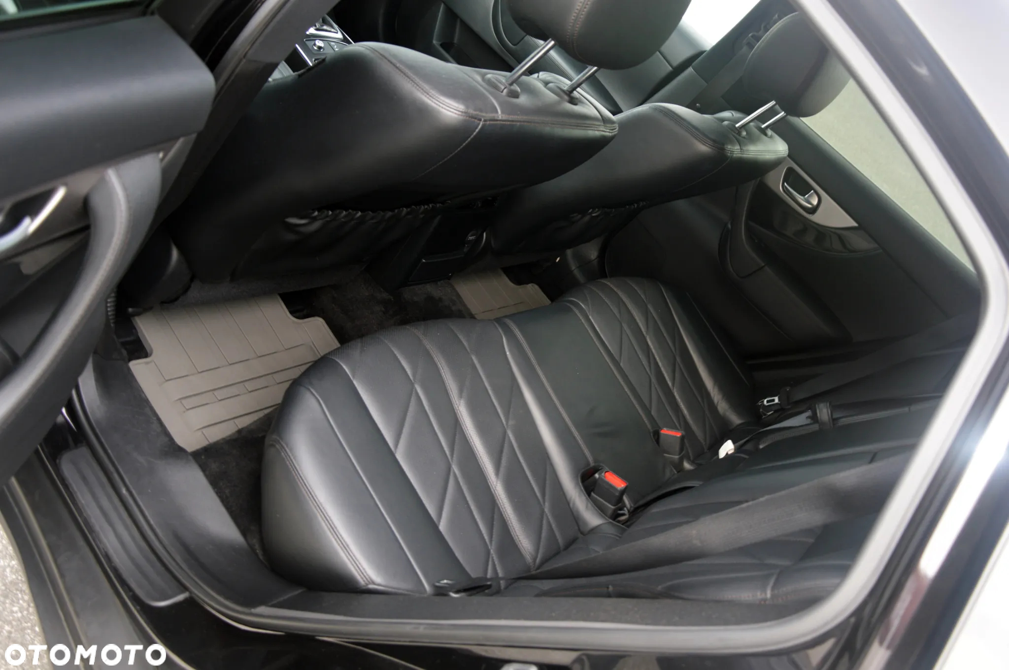 Infiniti QX70 3.0d S Premium - 14