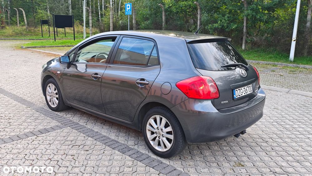 Toyota Auris 2008 photo 5