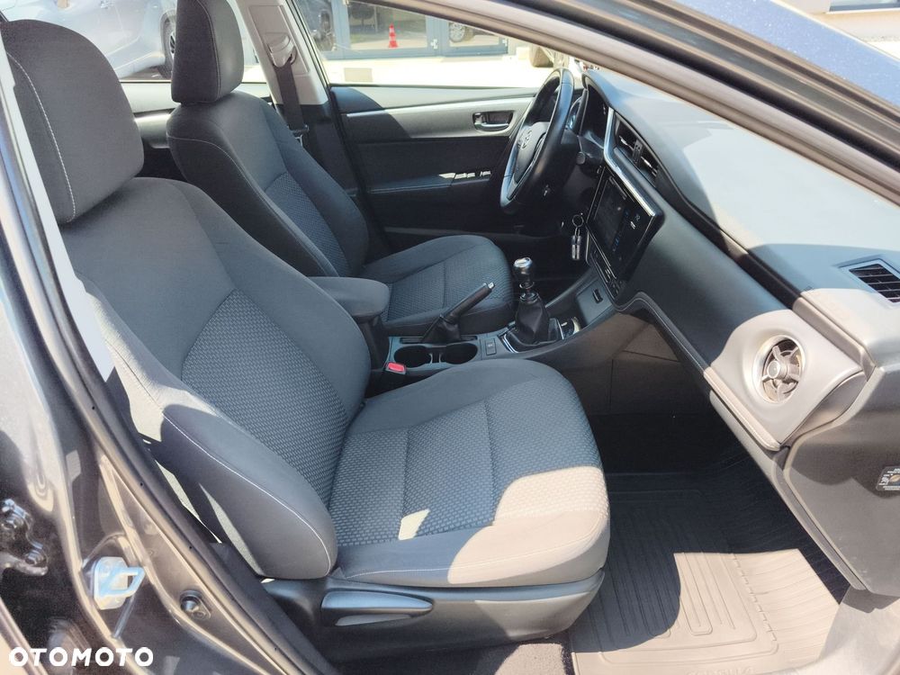 Toyota Corolla 1.6 Premium EU6 - 10