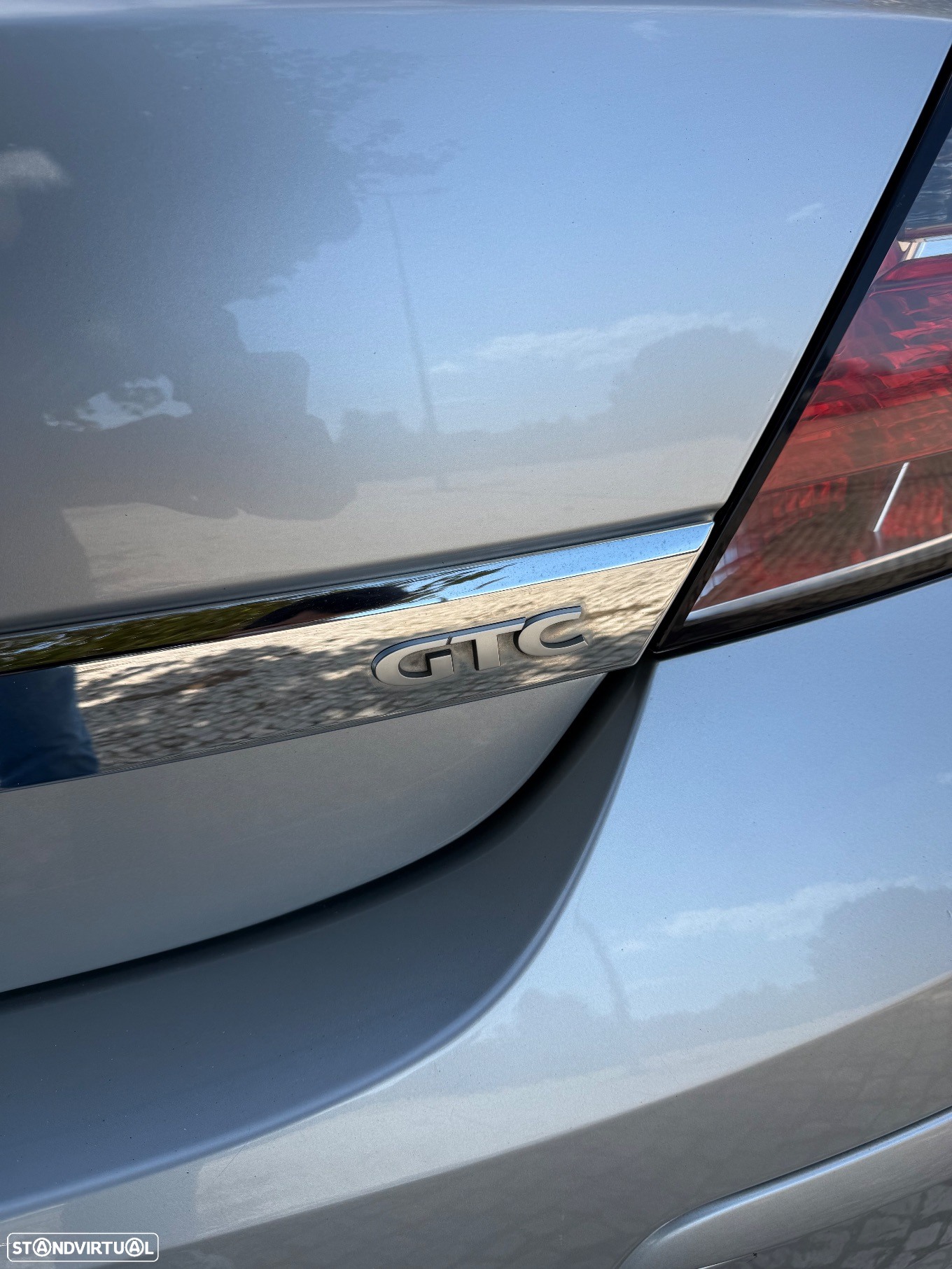 Opel Astra GTC 1.3 CDTi - 9