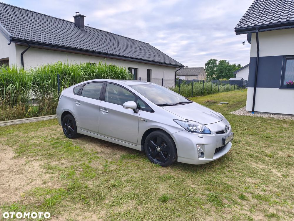 Toyota Prius - 16