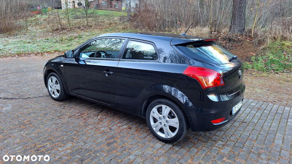 Kia ProCeed 1.4 CVVT Dream-Team Edition - 12