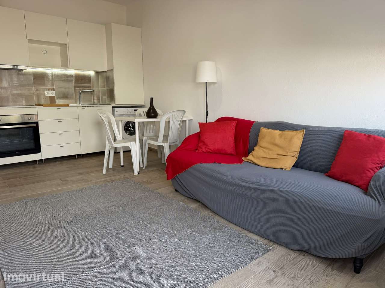 Casa térrea T1 para UMA PESSOA ou CASAL em condomínio fechado - Grande imagem: 2/6