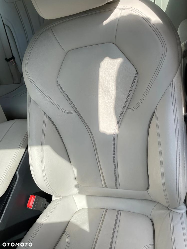 BMW Seria 5 530i xDrive M Sport sport - 22