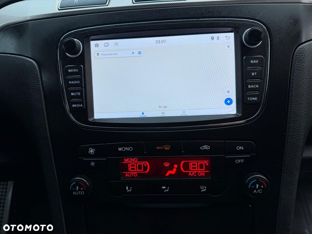 Ford S-Max 2.0 TDCi DPF Titanium - 28