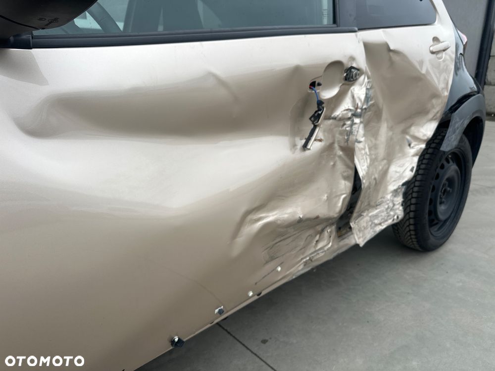 Toyota Aygo X 1.0 VVT-i Selection CVT - 17