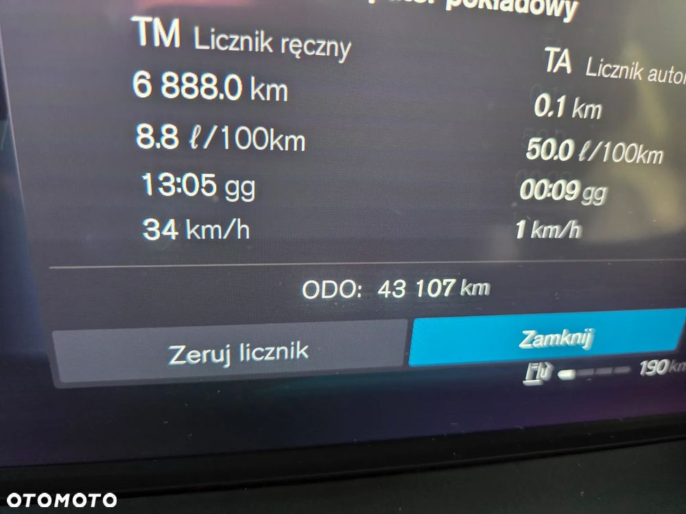 Volvo XC 90 B5 D AWD Plus Bright - 21