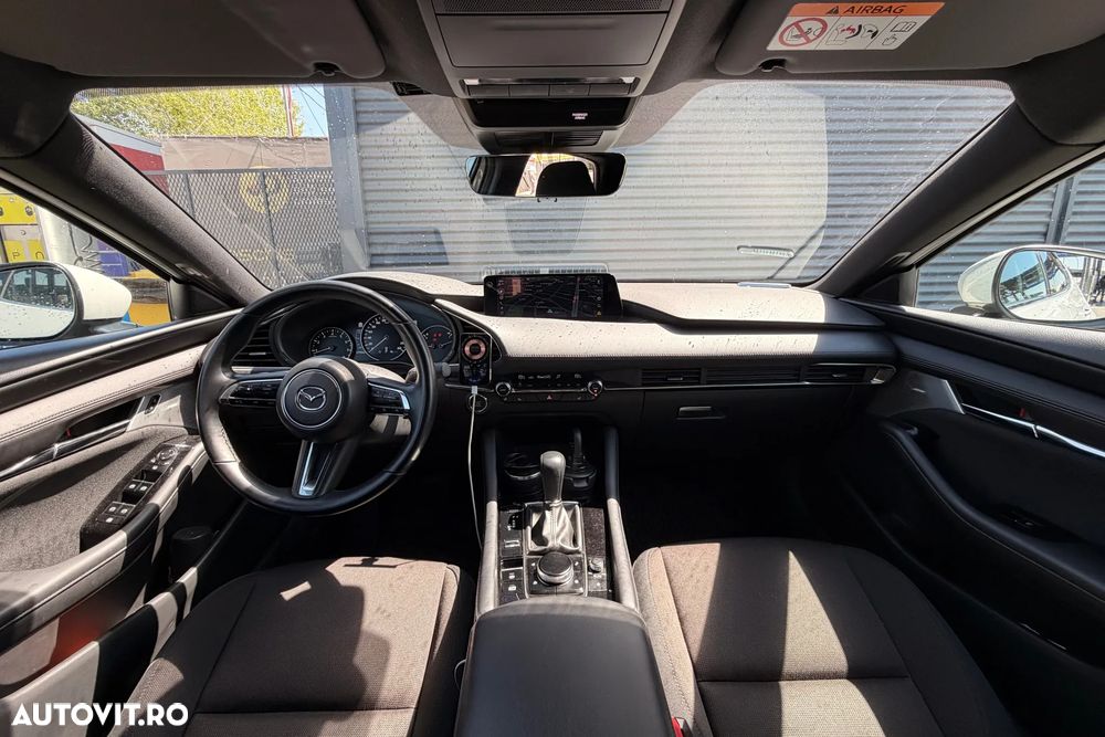 MAZDA 3 2025 — imagine 6