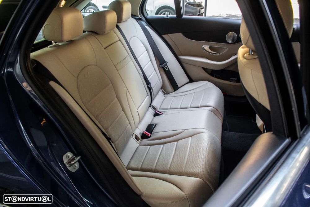 Mercedes-Benz C 300 de Avantgarde - 29