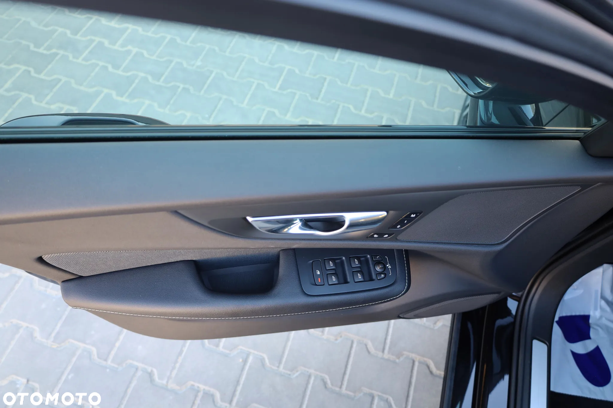 Volvo V60 T6 AWD Recharge Geartronic RDesign - 15