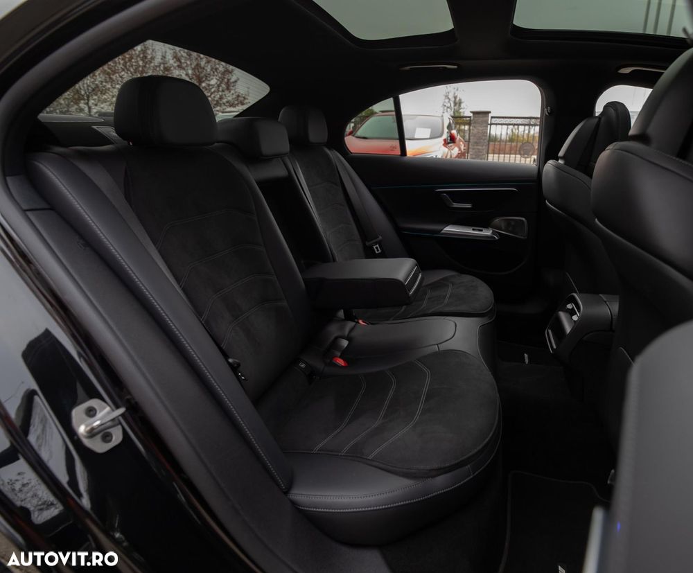 Mercedes-Benz E - 10