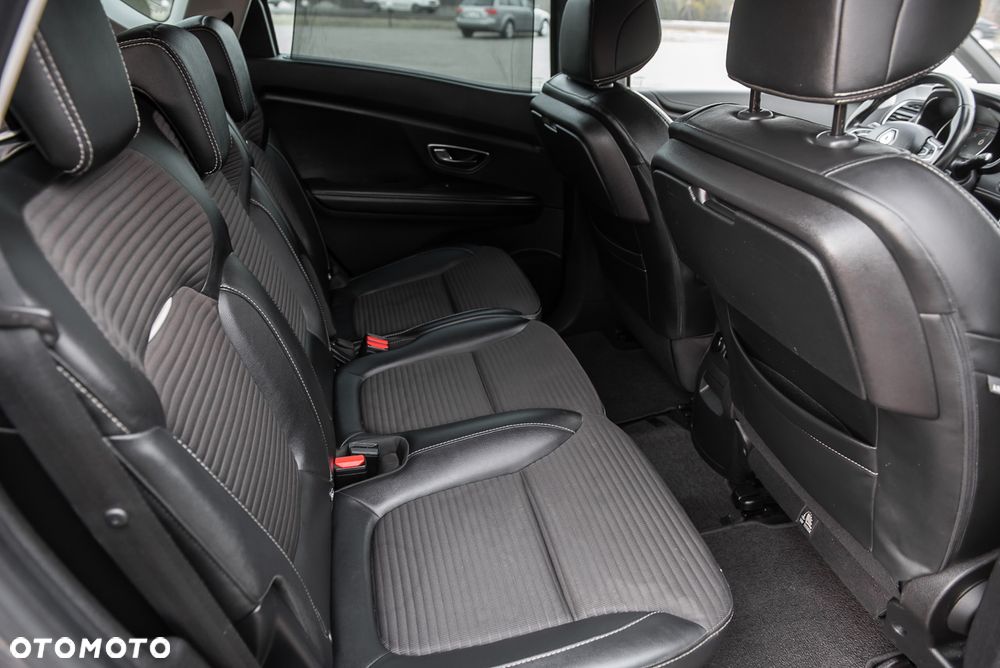 Renault Scenic 1.6dCi Energy Privilege - 28