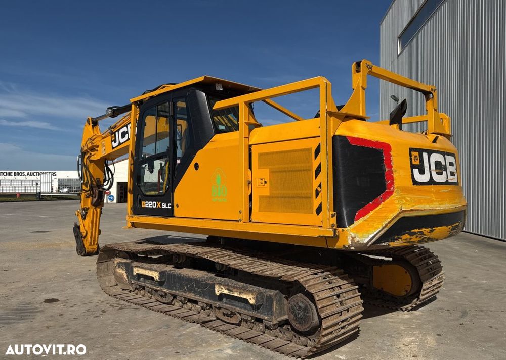 JCB 220X LC Excavator - 3