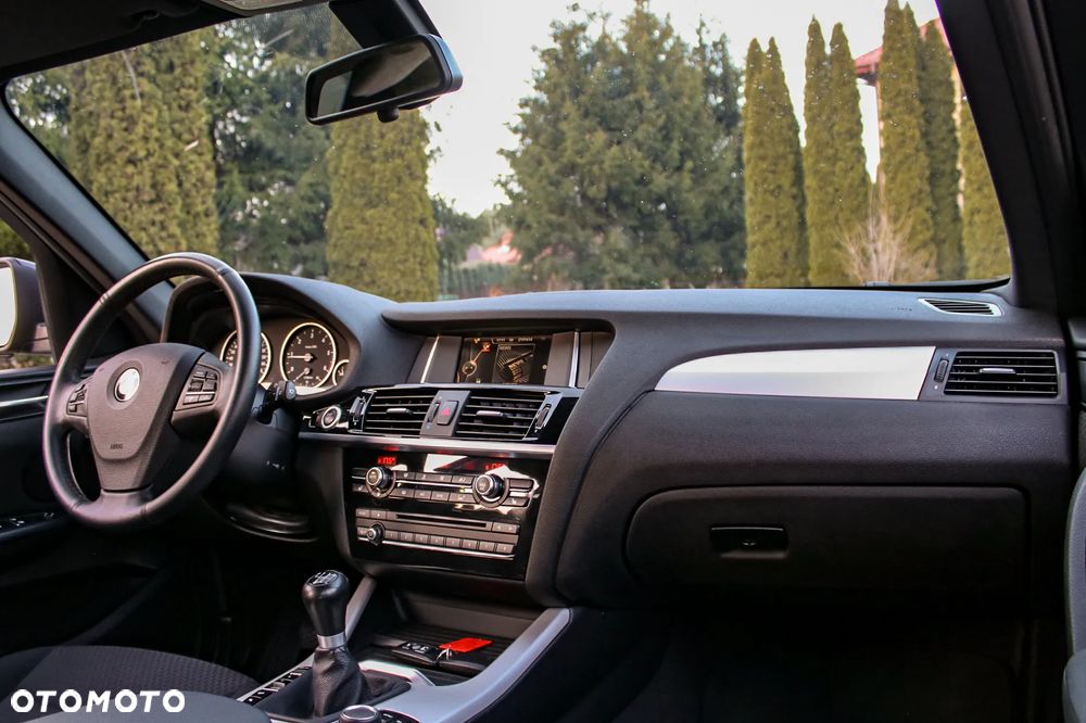 BMW X3 xDrive20d - 34