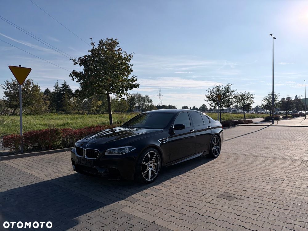 BMW M5 Standard - 2