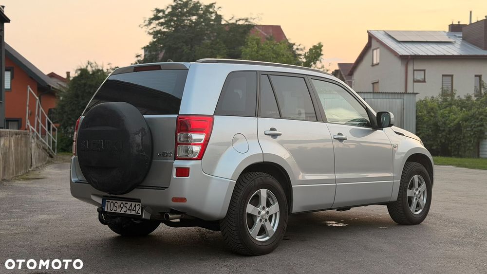 Suzuki Grand Vitara - 2