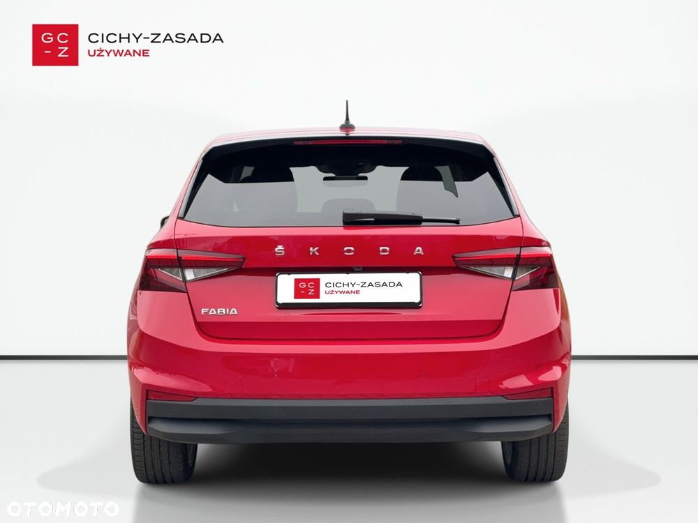 Skoda Fabia - 4