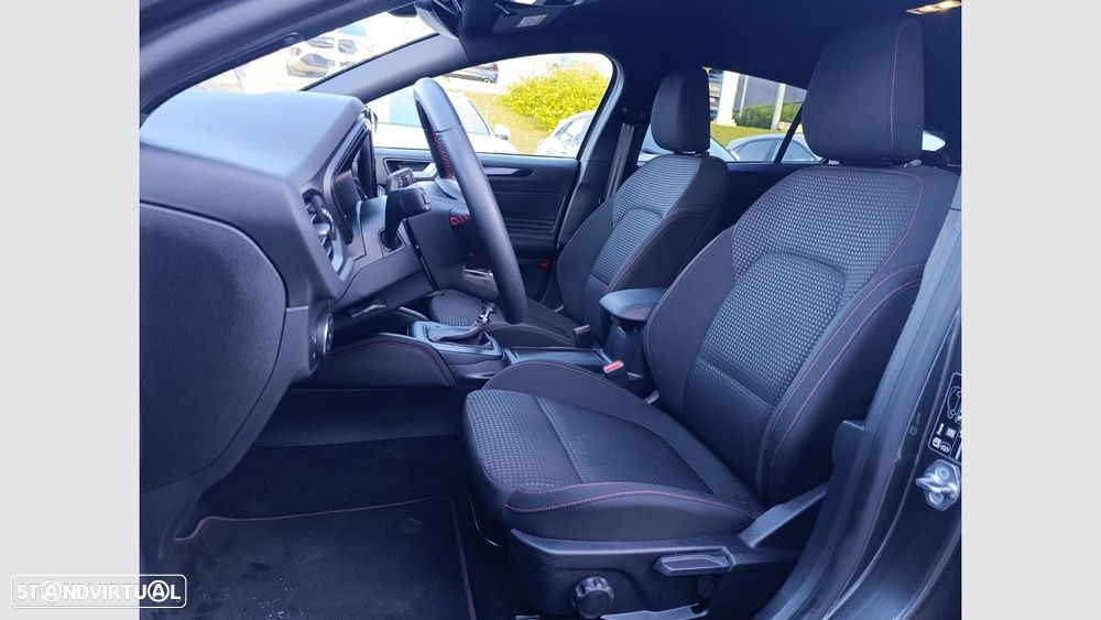 Ford Focus SW 1.0 EcoBoost MHEV ST-Line X - 11