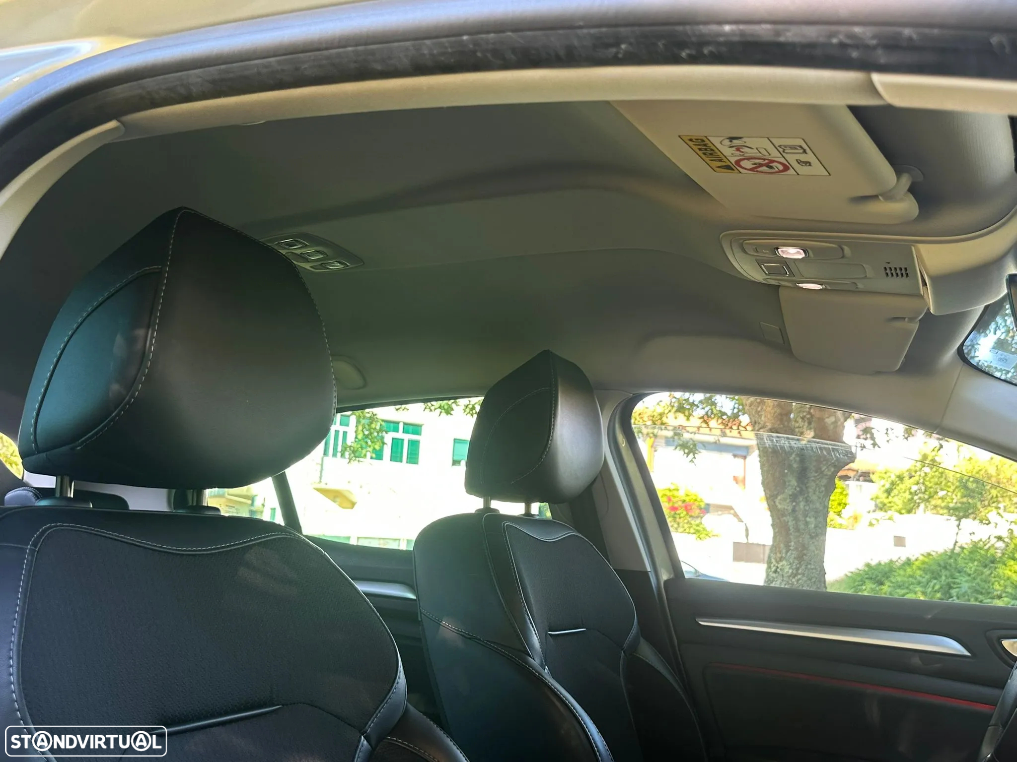 Renault Mégane 1.5 Blue dCi Intens - 25