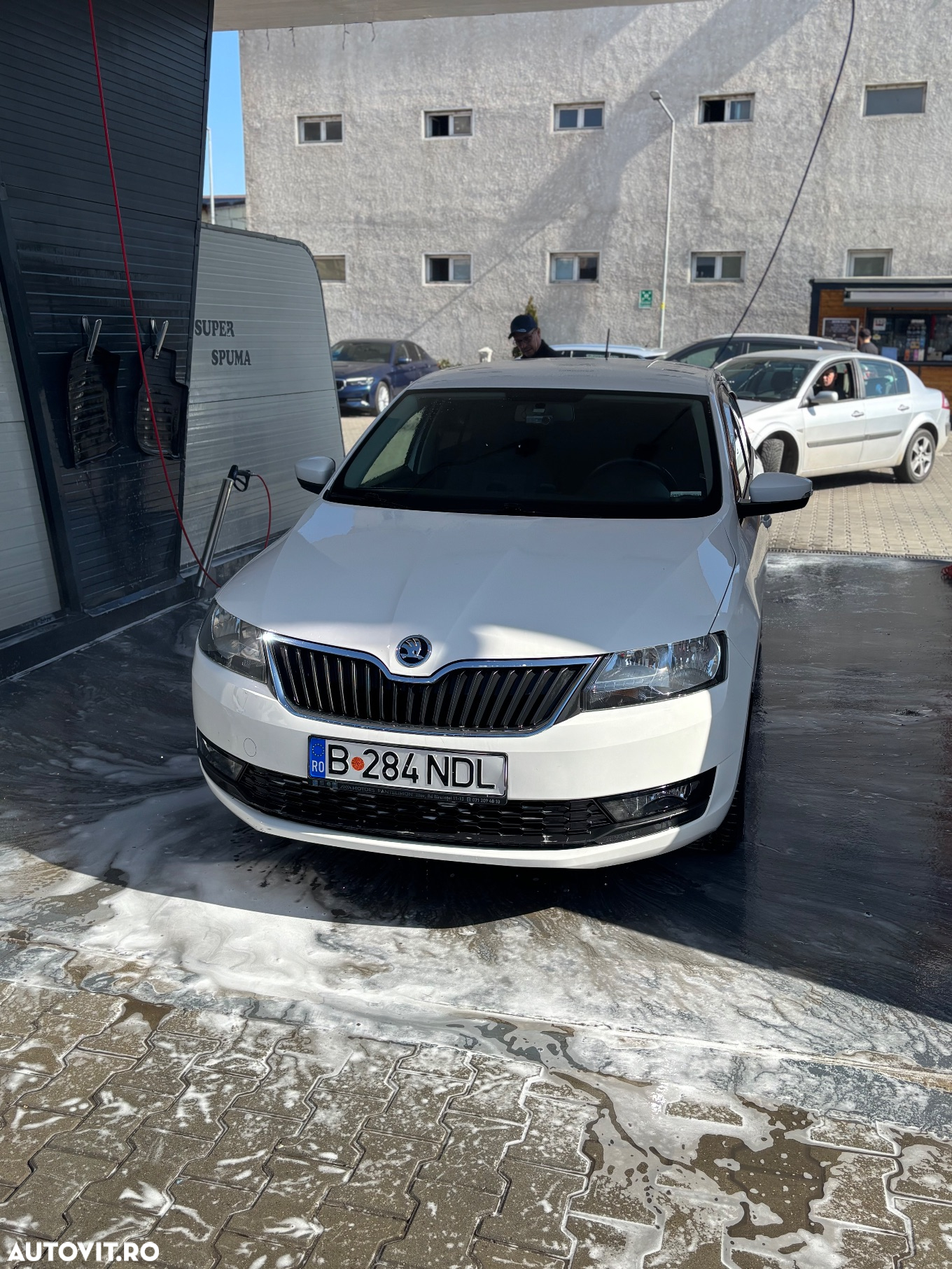 Skoda RAPID - 3