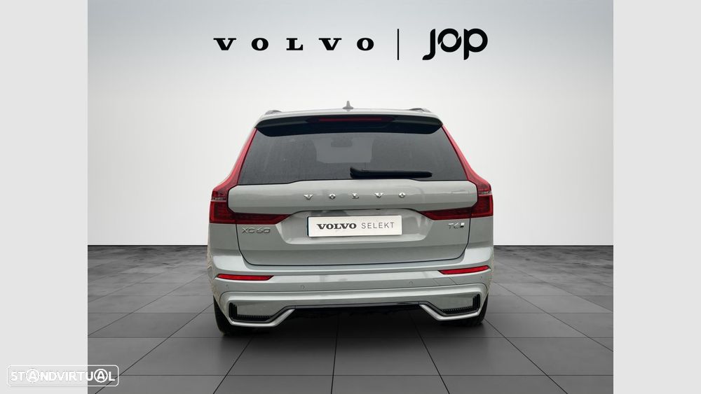 Volvo XC 60 2.0 T6 PHEV Plus Dark AWD - 4