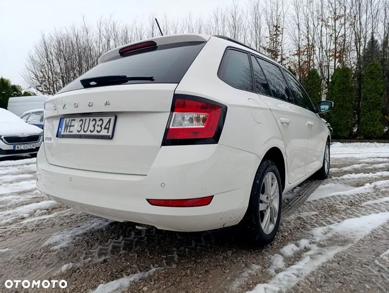 Skoda Fabia 1.0 TSI Ambition Plus - 9