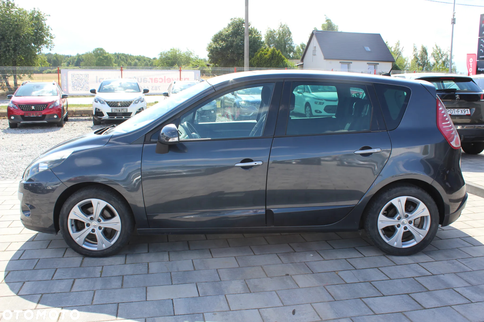 Renault Scenic 1.6 16V Limited - 8